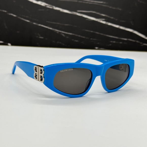 NEW BB0095S 011 BALENCIAGA BLUE GREY CAT EYE WOMEN BALENCIAGA SUNGLASSES - Picture 5 of 10